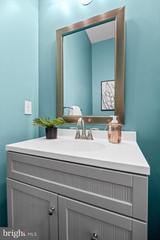 2007 GRANDSTAND WAY, Cherry Hill, NJ 08002