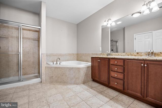 2007 GRANDSTAND WAY, Cherry Hill, NJ 08002