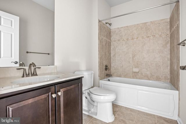 2007 GRANDSTAND WAY, Cherry Hill, NJ 08002