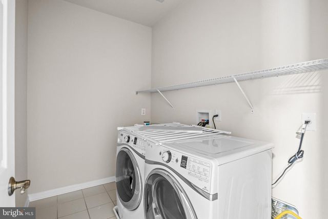 2007 GRANDSTAND WAY, Cherry Hill, NJ 08002