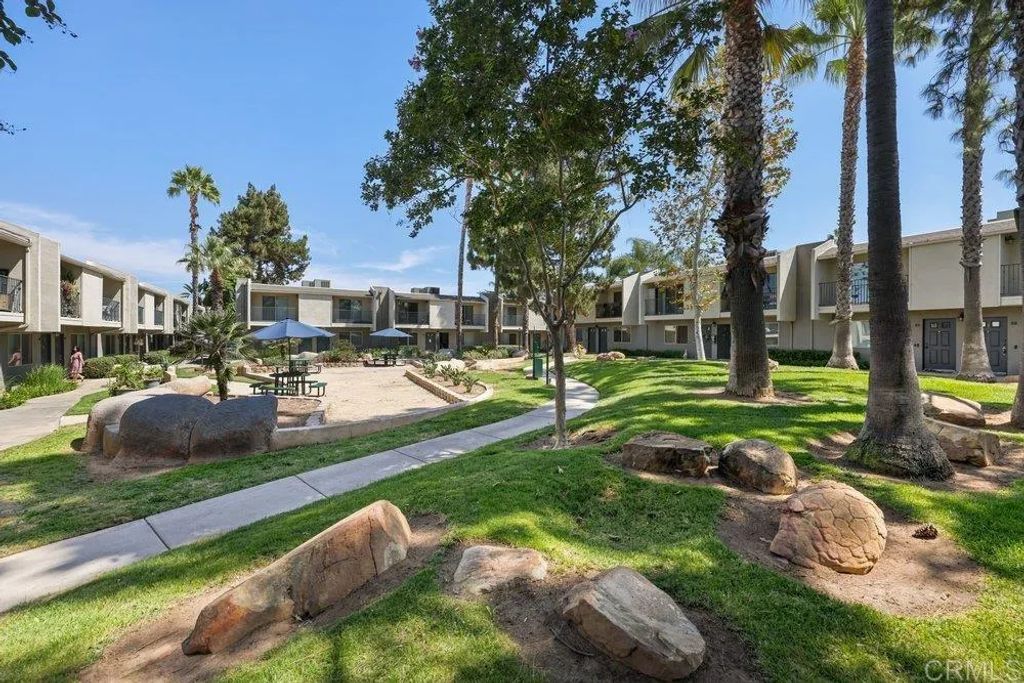 1045 Peach Ave 25, El Cajon, CA 92021
