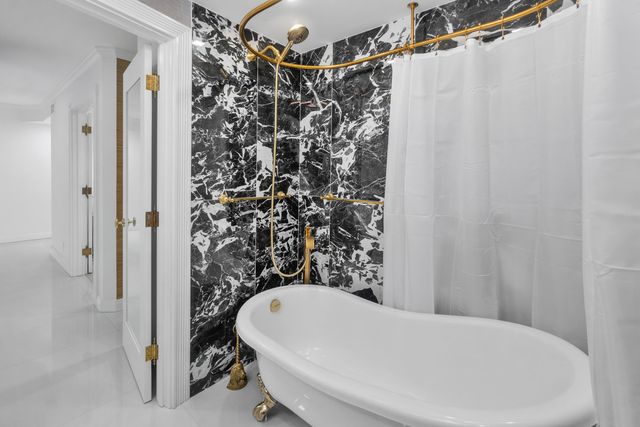 44 COCOANUT Row 526B, Palm Beach, FL 33480