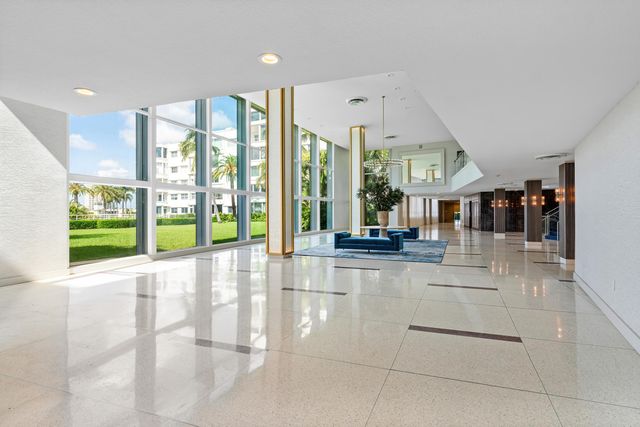 44 COCOANUT Row 526B, Palm Beach, FL 33480