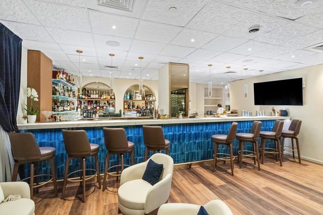 44 COCOANUT Row 526B, Palm Beach, FL 33480