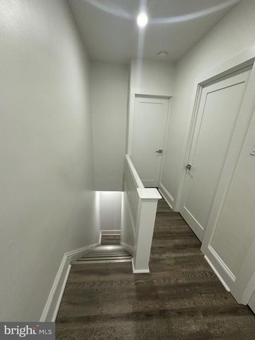 482 MARTIN ST, Philadelphia, PA 19128