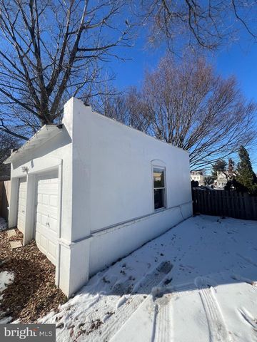 482 MARTIN ST, Philadelphia, PA 19128