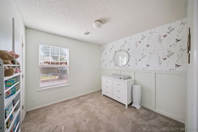 1922 Lexington Road, Claremore, OK 74017