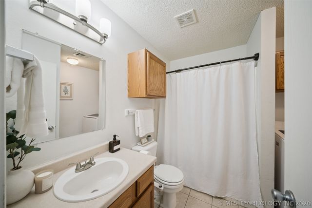 1922 Lexington Road, Claremore, OK 74017