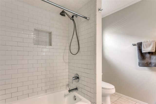 5116 Lovell Avenue, Fort Worth, TX 76107