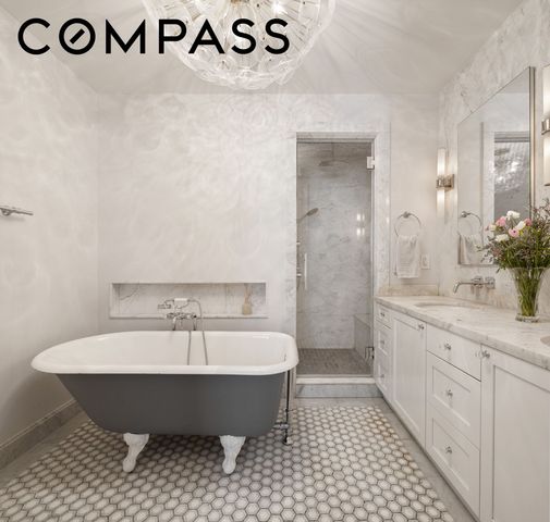 304 E 82nd Street, New York City, NY 10028