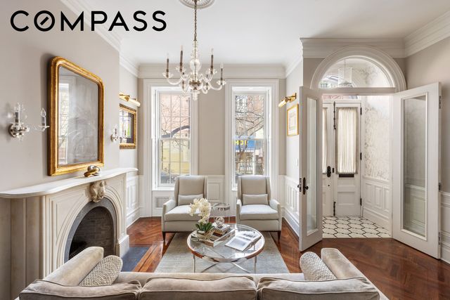 304 E 82nd Street, New York City, NY 10028