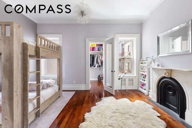 304 E 82nd Street, New York City, NY 10028
