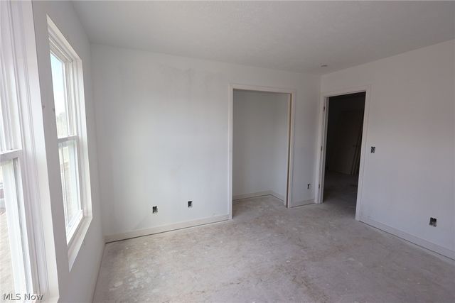 5093 Shepherds Glen, Willoughby, OH 44094