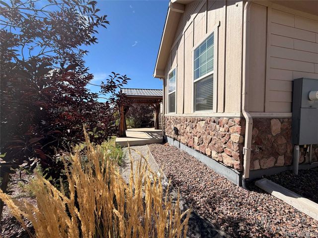 24336 E Links Place, Aurora, CO 80016