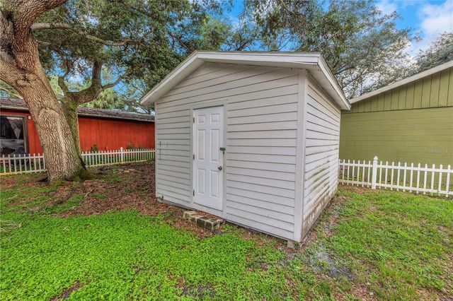 4602 W CHISHOLM STREET, Tampa, FL 33616