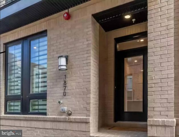 1870 EASTERLY RD, Reston, VA 20190