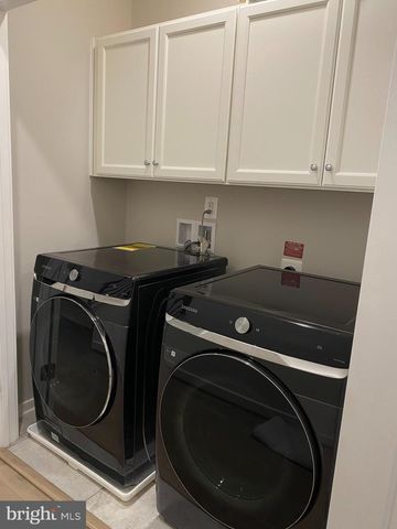 1870 EASTERLY RD, Reston, VA 20190