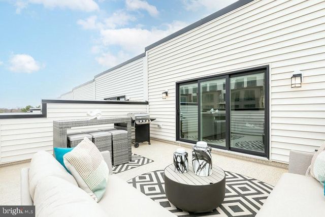 1870 EASTERLY RD, Reston, VA 20190