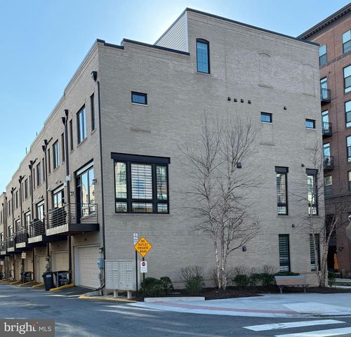 1870 EASTERLY RD, Reston, VA 20190