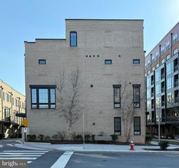 1870 EASTERLY RD, Reston, VA 20190