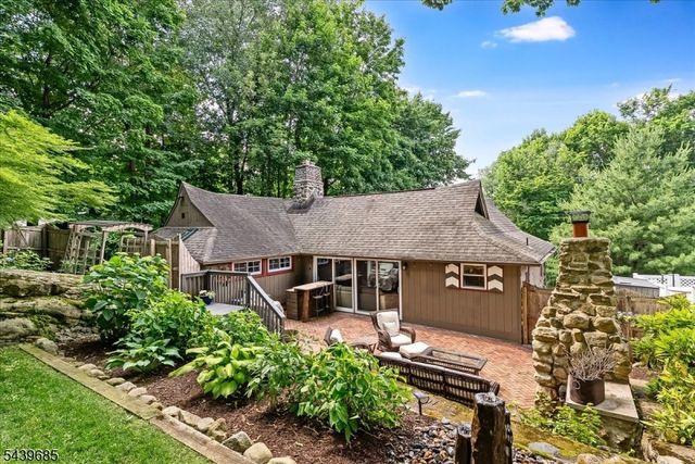 359 E Shore Trl, Sparta Twp., NJ 07871