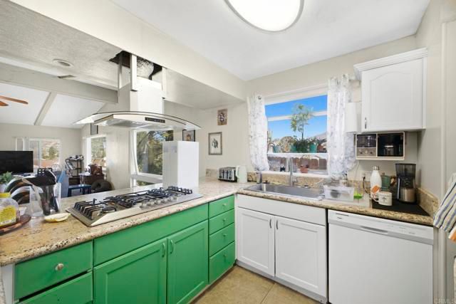 146 Fargo Glen, Escondido, CA 92027