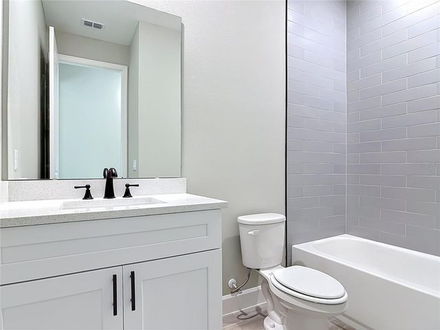41260 BALSAM STREET, Eustis, FL 32736