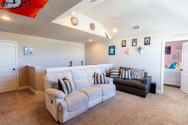 6004 Sunrise Way, Midland, TX 79705