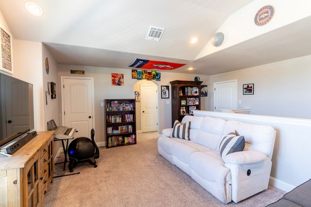 6004 Sunrise Way, Midland, TX 79705