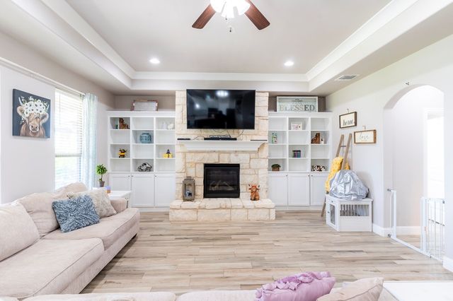 6004 Sunrise Way, Midland, TX 79705