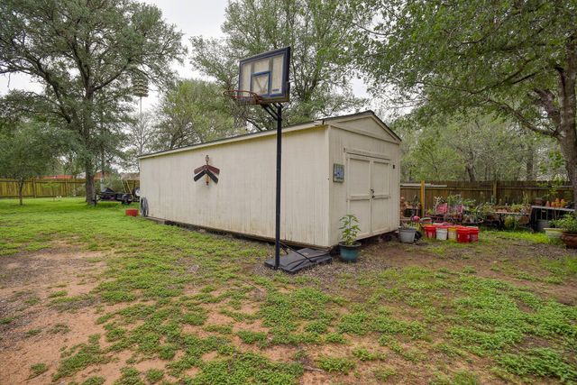 147 Spring MDW, Bastrop, TX 78602