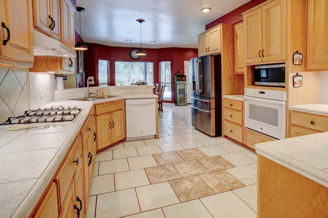 147 Spring MDW, Bastrop, TX 78602