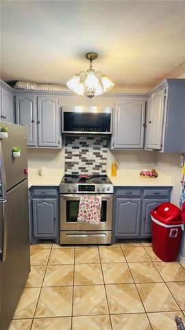 138 Valle Vista Drive, Elsa, TX 78543