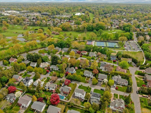 13 Knollwood Road, Eastchester, NY 10709
