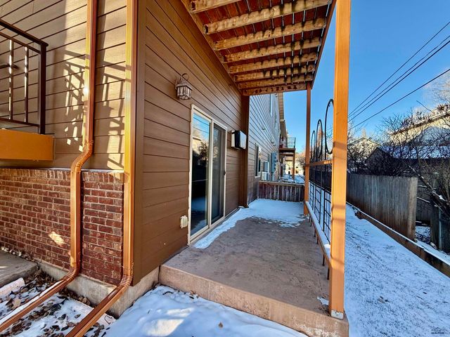 1626 EVERGREEN DR, Rapid City, SD 57702