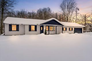 2734 S 9th Street, Oshtemo Twp, MI 49009