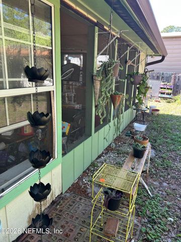 708 N CHAPEL Street, Bunnell, FL 32110