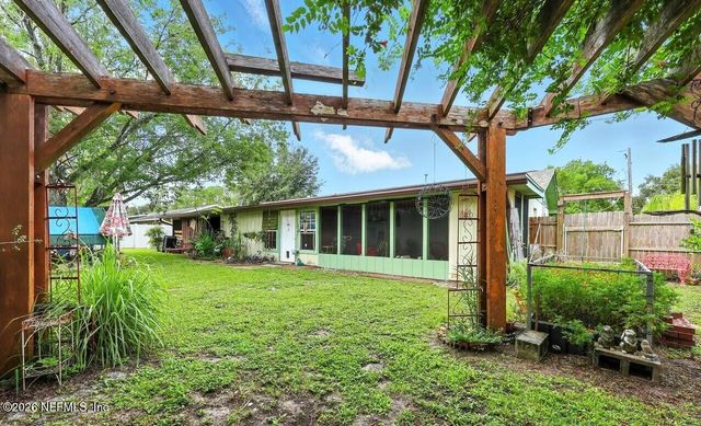 708 N CHAPEL Street, Bunnell, FL 32110