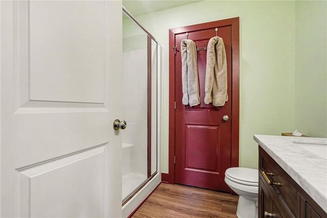 12634 Fountain Lake Circle, Grandview, MO 64030