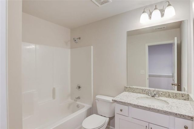 6350 Pine Ridge Point, Lula, GA 30554