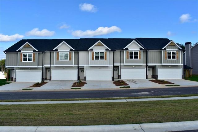 6350 Pine Ridge Point, Lula, GA 30554