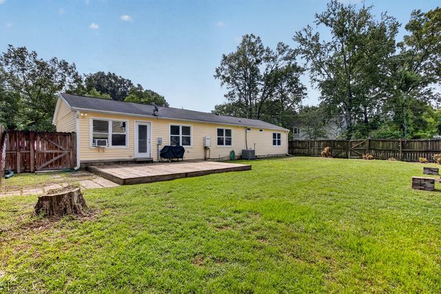 8805 Antler Drive, North Charleston, SC 29406
