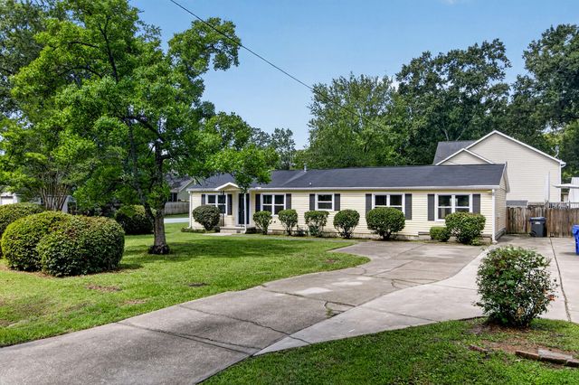 8805 Antler Drive, North Charleston, SC 29406