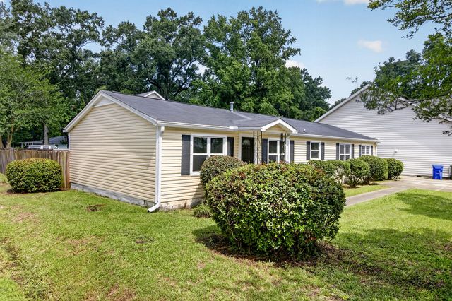 8805 Antler Drive, North Charleston, SC 29406