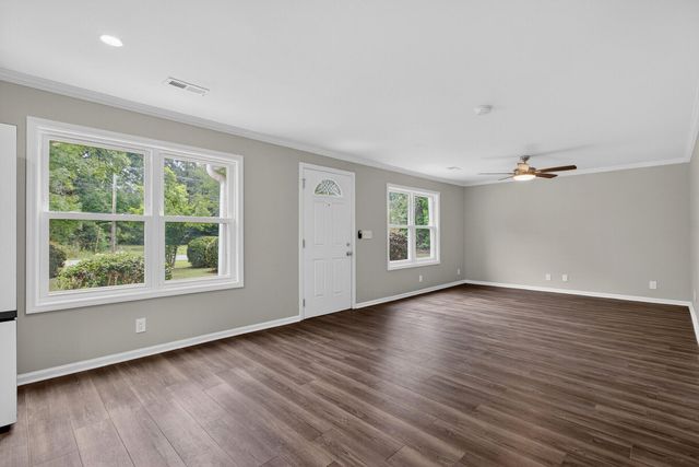 8805 Antler Drive, North Charleston, SC 29406