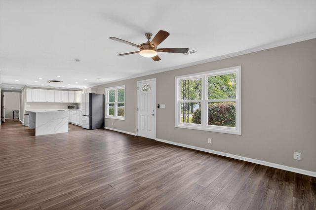 8805 Antler Drive, North Charleston, SC 29406