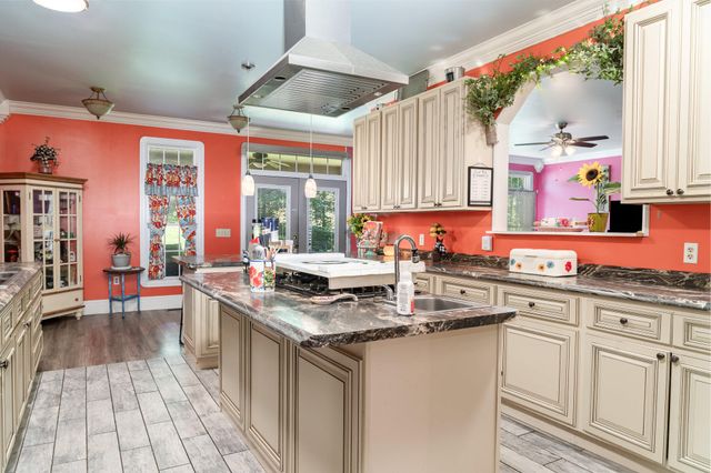 215 Colony Road, Manchester, KY 40962