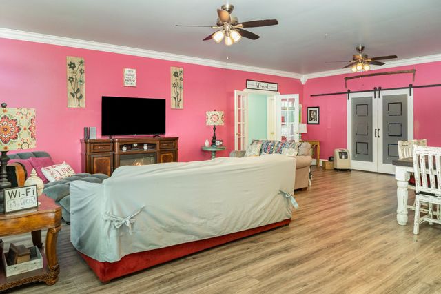 215 Colony Road, Manchester, KY 40962