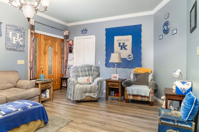 215 Colony Road, Manchester, KY 40962