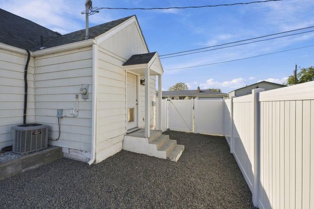 8701 E Cataldo Ave, Spokane Valley, WA 99212